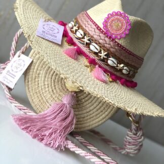 Ref 15/ Sombrero Carnaval Desflecado aplique tejido fucsia