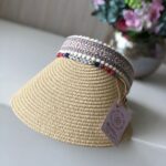 Visera con cinta y nombre